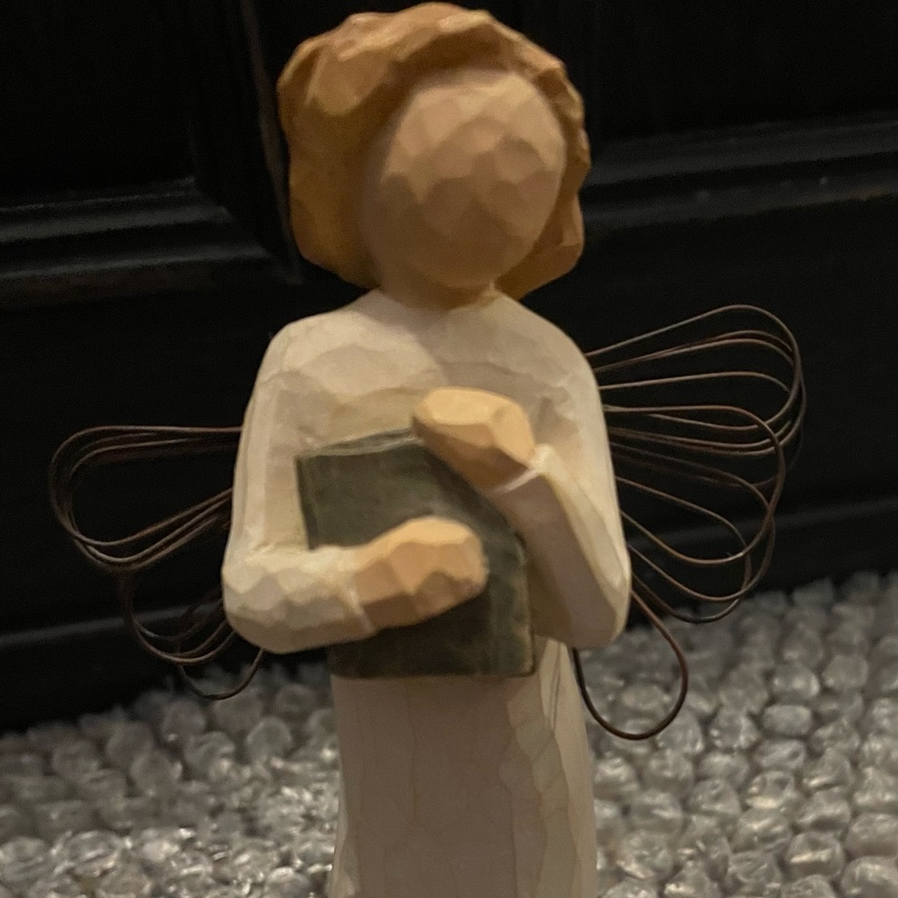 Willow Tree “Angel of learning” figurine